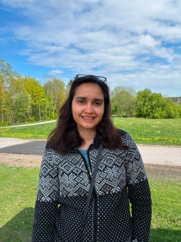 Dr. Siddhi Khaire